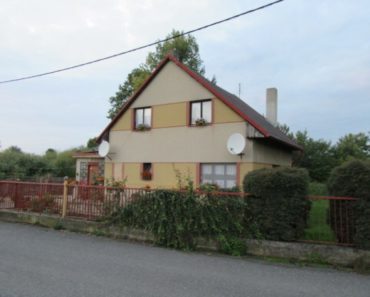 03.11.2017  Elektronická dražba domu. Tato nemovitost leží v okrese Příbram. Vyvolávací cena 260.000 Kč