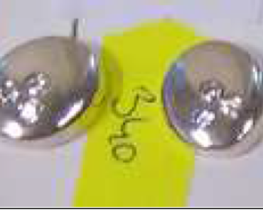 11.4.2018 Dražba páru stříbrných náušnic, duté ovály – bílé kubické zirkonie, rhodiování, na puzety. Vyvolávací cena 433 Kč. 11.4.2018 Dražba páru stříbrných náušnic, duté ovály – bílé kubické zirkonie, rhodiování, na puzety. Vyvolávací cena 433 Kč.