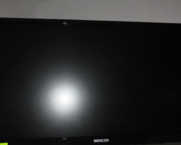 31.10.2018 Dražba televizoru Sencor. Vyvolávací cena 1.000 Kč.