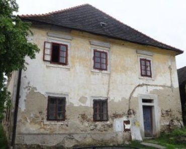 29.10.2018 Dražba domu. Tato nemovitost leží v okrese Český Krumlov. Vyvolávací cena 356 000 Kč (ID: 279695) 29.10.2018 Dražba domu. Tato nemovitost leží v okrese Český Krumlov. Vyvolávací cena 356 000 Kč (ID: 279695)