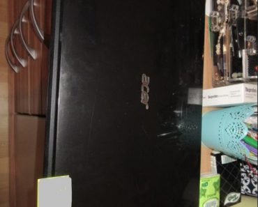 3.1.2019 Dražba notebooku – ACER s příslušenstvím. Vyvolávací cena 1.000 Kč.