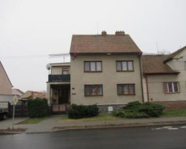 10.04.2019 Dražba Domy – Rodinný dům, Dubňany, podíl 1/48. Tato nemovitost leží v okrese Hodonín. Vyvolávací cena 16 000 Kč, (ID: 484053) 10.04.2019 Dražba Domy – Rodinný dům, Dubňany, podíl 1/48. Tato nemovitost leží v okrese Hodonín. Vyvolávací cena 16 000 Kč, (ID: 484053)