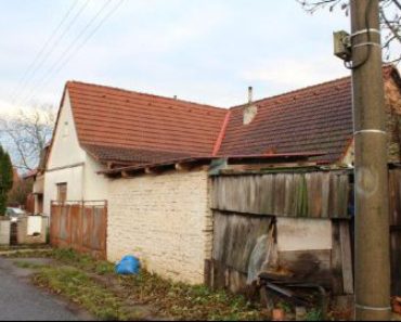 30.3.2020 Dražba nemovitosti (Rodinný dům, Stradouň). Vyvolávací cena 384.000 Kč, ➡ ID683391 30.3.2020 Dražba nemovitosti (Rodinný dům, Stradouň). Vyvolávací cena 384.000 Kč, ➡ ID683391