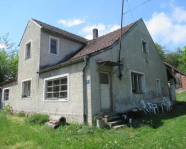 2.7.2020 Dražba nemovitosti (Rodinný dům, Zlatá Koruna, okres Český Krumlov, podíl 1/2). Vyvolávací cena 600.000 Kč, ➡ ID720049