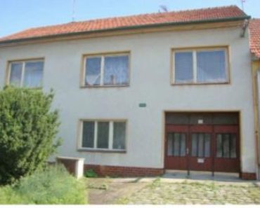 6.8.2020 Dražba nemovitosti (Rodinný dům, Letonice, podíl 1/4). Vyvolávací cena 240.000 Kč, ➡ ID730549 6.8.2020 Dražba nemovitosti (Rodinný dům, Letonice, podíl 1/4). Vyvolávací cena 240.000 Kč, ➡ ID730549